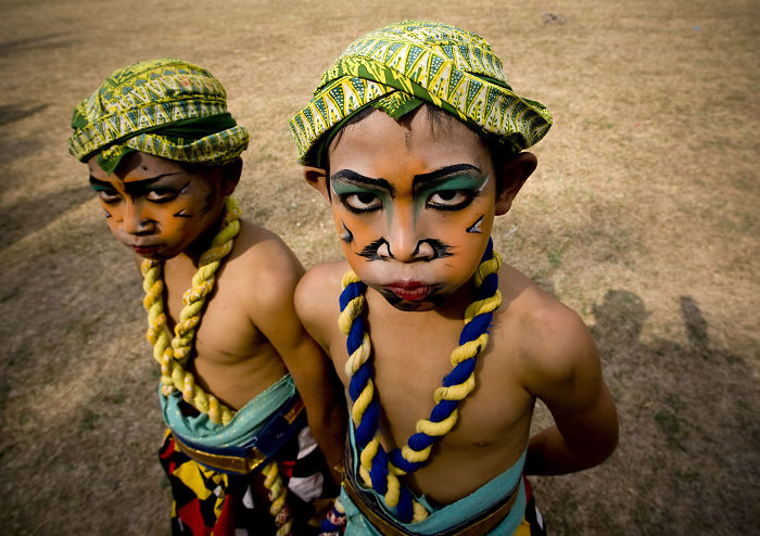 Borobudur festival takes palce in July in Indonesia and shows all the traditions of the area. Le festival de Borobodur a lieu en juillet en Indonesie et presente les costumes traditionnels de l'ile de Java
